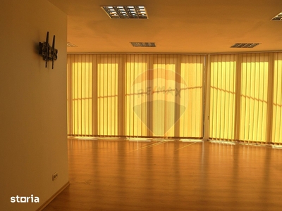 Apartament 2 camere semidecomandat, etaj intermediar