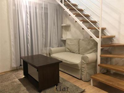 Apartament de vanzare pe 2 nivele , 3 camere, cu parcare zona Florilor!