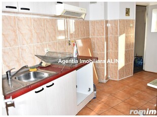 Ap. 4 camere in Deva, zona Decebal, 80 mp, etaj 4.