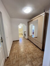 Apartament 2 camere, 55 mq, zona Obcini