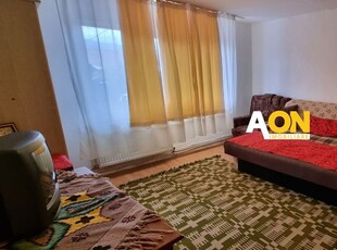 Apartament 2 camere, parter inalt, Cetate, zona Liceul Militar