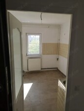 Apartament 2 camere renovat complet zona Soarelui