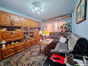 Apartament 3 camere, 2 bai, Cetate, zona Liceului Sportiv