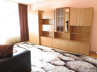 Apartament 3 camere amenajat - Zona Miron Costin