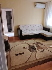 Apartament 3 camere, confort 1,semidecomandat zona Micro 2