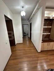 Apartament 3 camere cu doua bai, mobilat, garaj subteran, zona Vivo/Metro