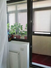 Apartament 3 camere de vanzare