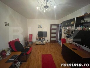 Apartament 3 camere, decomandat, 52 mp, zona democratiei