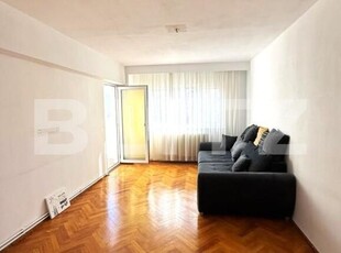 Apartament 3 camere, decomandat, etaj intermediar, zona Piata Marasti