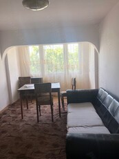 Apartament 3 Camere, etaj 1, vis-a-vis de Spital