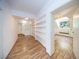 Apartament 3 camere in centrul Brasovului, str.Mihai Eminescu