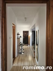 Apartament 3 camere, semidecomandat, cartier Turnisor