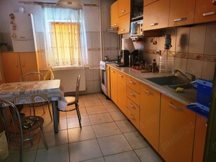 Apartament 4 camere