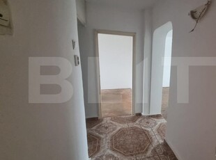 Apartament 4 camere, 69mp, zona Sud