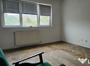 Apartament 4 camere in Deva, zona Eminescu