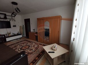 Apartament cu 2 camere de vânzare în zona Darmanesti