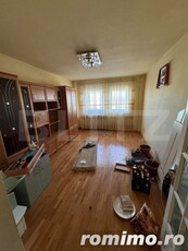 Apartament cu 2 camere, in Teius zona centrala.