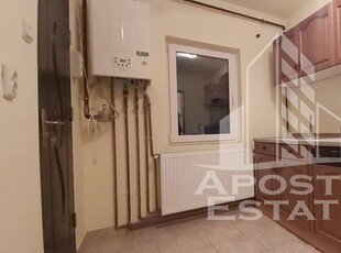 Apartament cu 2 camere semidecomandat zona Miorita