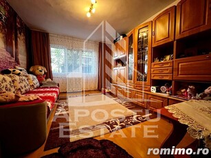 Apartament cu 2 camere ,semidecomandat ,zona Vlaicu