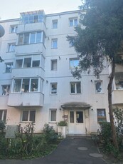 Apartament cu 3 camere