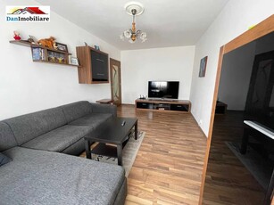 Apartament cu 3 camere în B-dul Basarabia