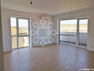 Apartament cu 3 camere in Prima Urbana