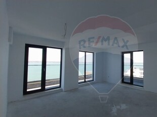 Apartament cu 4 camere de vanzare Bld. Mamaia