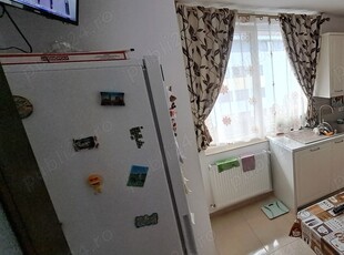 Apartament de 2 camere, 55 mp (+balcon terasa 12 m lungime), la cheie cu balcon și loc de parcare