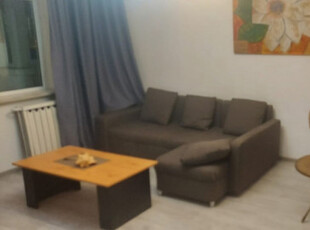 Apartament decomandat 2 camere - Calea 13 Septembrie