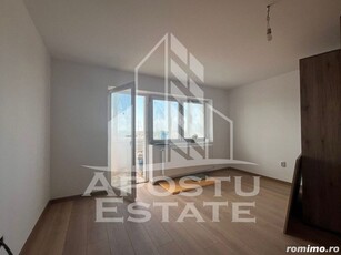 Apartament decomandat, complet renovat cu centrala proprie