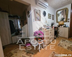 Apartament decomandat cu 2 camere, etaj 1, zona Aradului