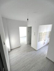 Apartament renovat, doua camere, etaj 4 din 4, Micro 19