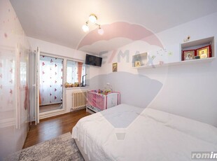 Apartament spațios cu 4 camere, doua balcoane și doua bai!