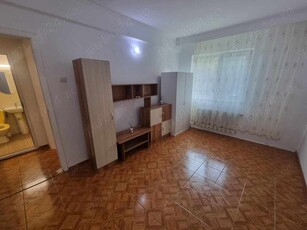 Apartartament Tomis Nord 28 mp et 1