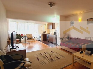 Apartament 2 camere Ostratu