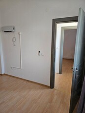 Casă de vânzare 3 camere, București sector 1, 165.000