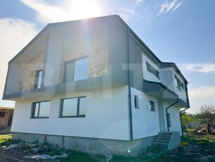 Casă finisată în duplex – Jucu de Mijloc, 150mp, teren de 250mp