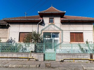 Casă/Vilă de vânzare în municipiul Hunedoara, zonă centrală