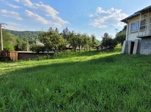 Casa de vanzare la 7km de Pucioasa