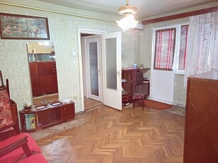 circumvalatiunii-Dacia, de vanzare, apartament cu 3 camere