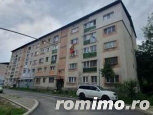 Cota 3/16 apartament 2 camere, Lupeni, jud. Hunedoara