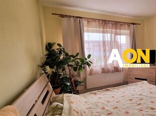 De vanzare apartament 2 camere zona Cetate