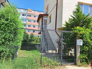 De vanzare apartament 4 camere Popesti-Leordeni