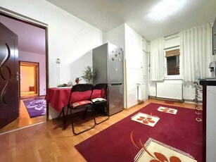 De vânzare apartament cu 2 camere langa Spitalul Judetean amenajat integral