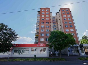 De vânzare Apartament cu 3 camere în zona Sovata