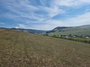 De vânzare teren cu vedere panoramică