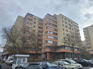 Pf vând apartament 3 camere