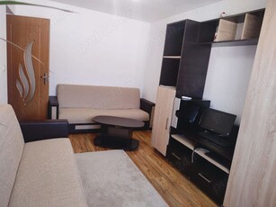 Proprietar, vand apartament 2 camere, Calea Sagului langa Sectia 3 Politie, 57.000 euro negocia