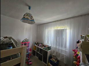 Proprietar, vand apartament