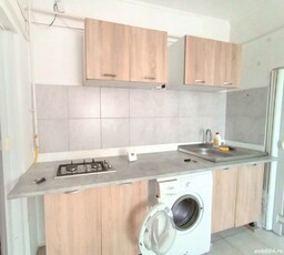 Schimb garsoniera cu apartament 2 camere .OFER DIFERENTA